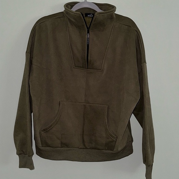 Trendy Queen Olive Green Boxy 1/4 Zip Sweatshirt - Picture 1 of 7